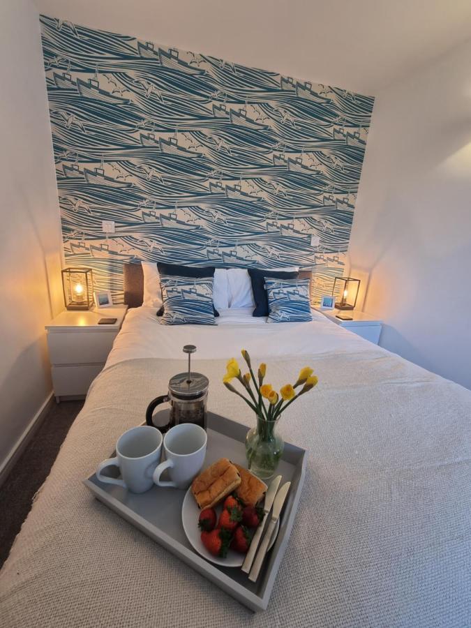 The Bunker-Luxe Central Falmouth Getaway With Stunning Sea Views Exterior photo