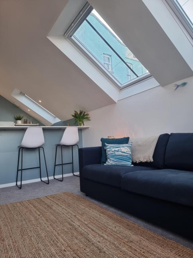 The Bunker-Luxe Central Falmouth Getaway With Stunning Sea Views Exterior photo