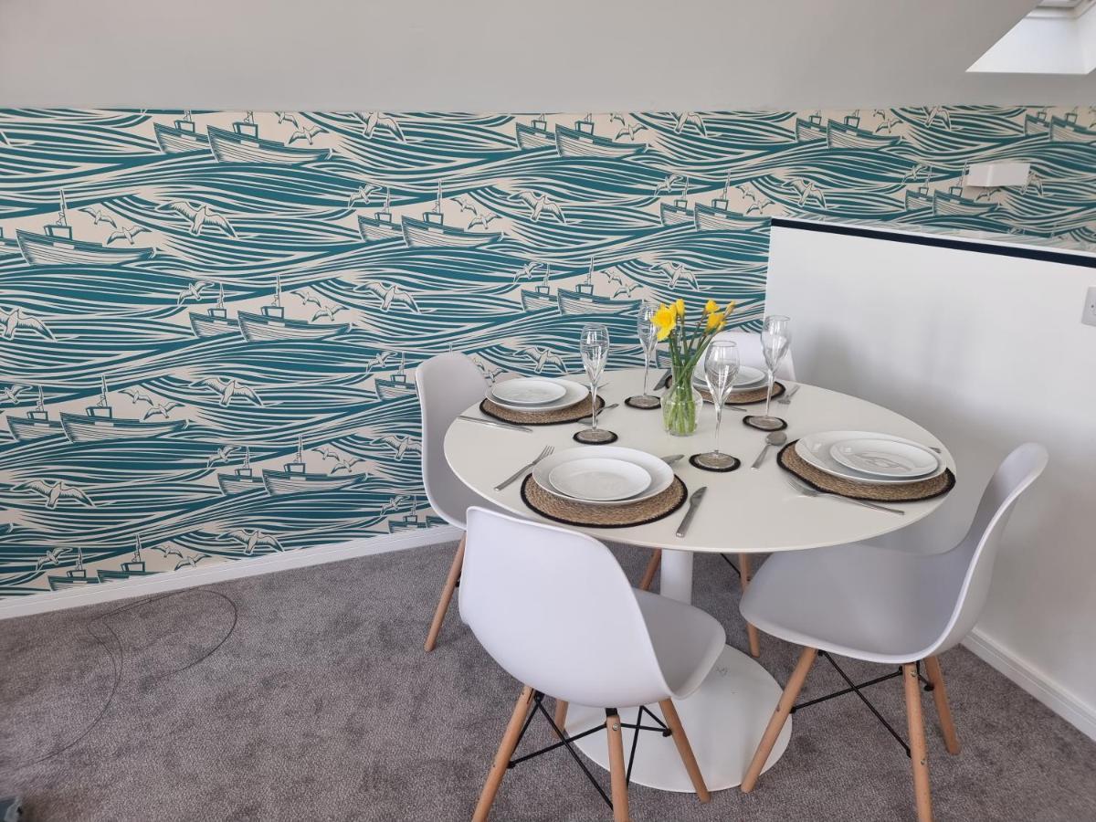The Bunker-Luxe Central Falmouth Getaway With Stunning Sea Views Exterior photo